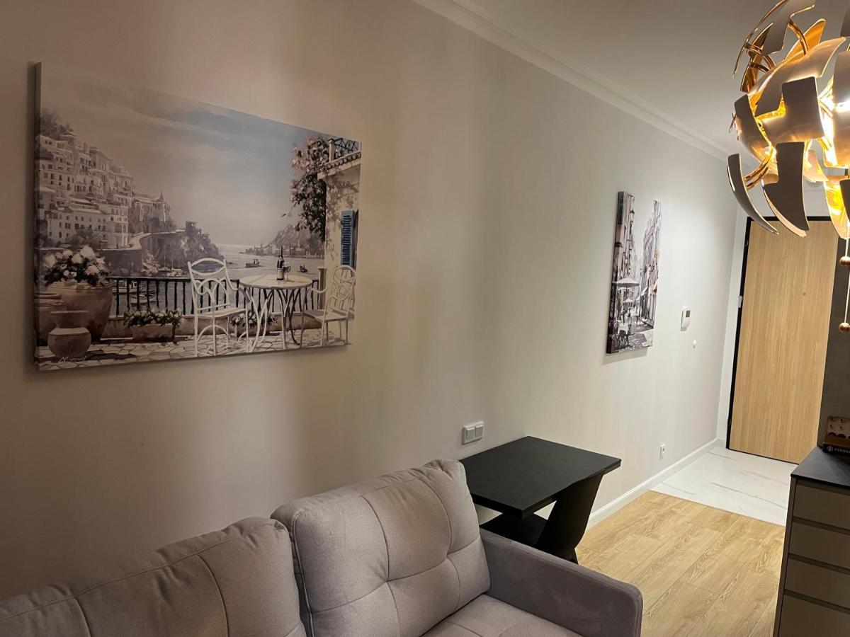 Warsaw Home Suites Exterior foto