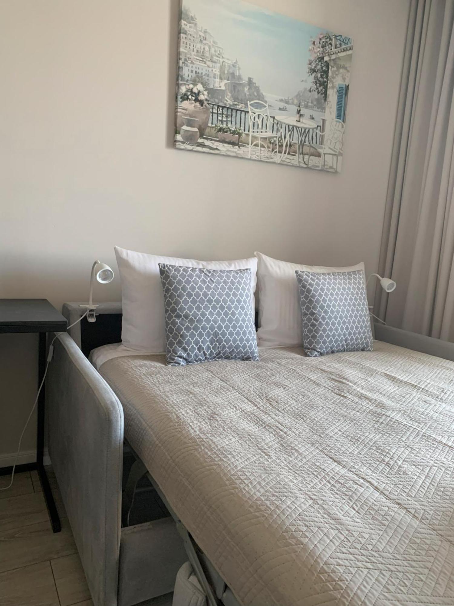 Warsaw Home Suites Exterior foto