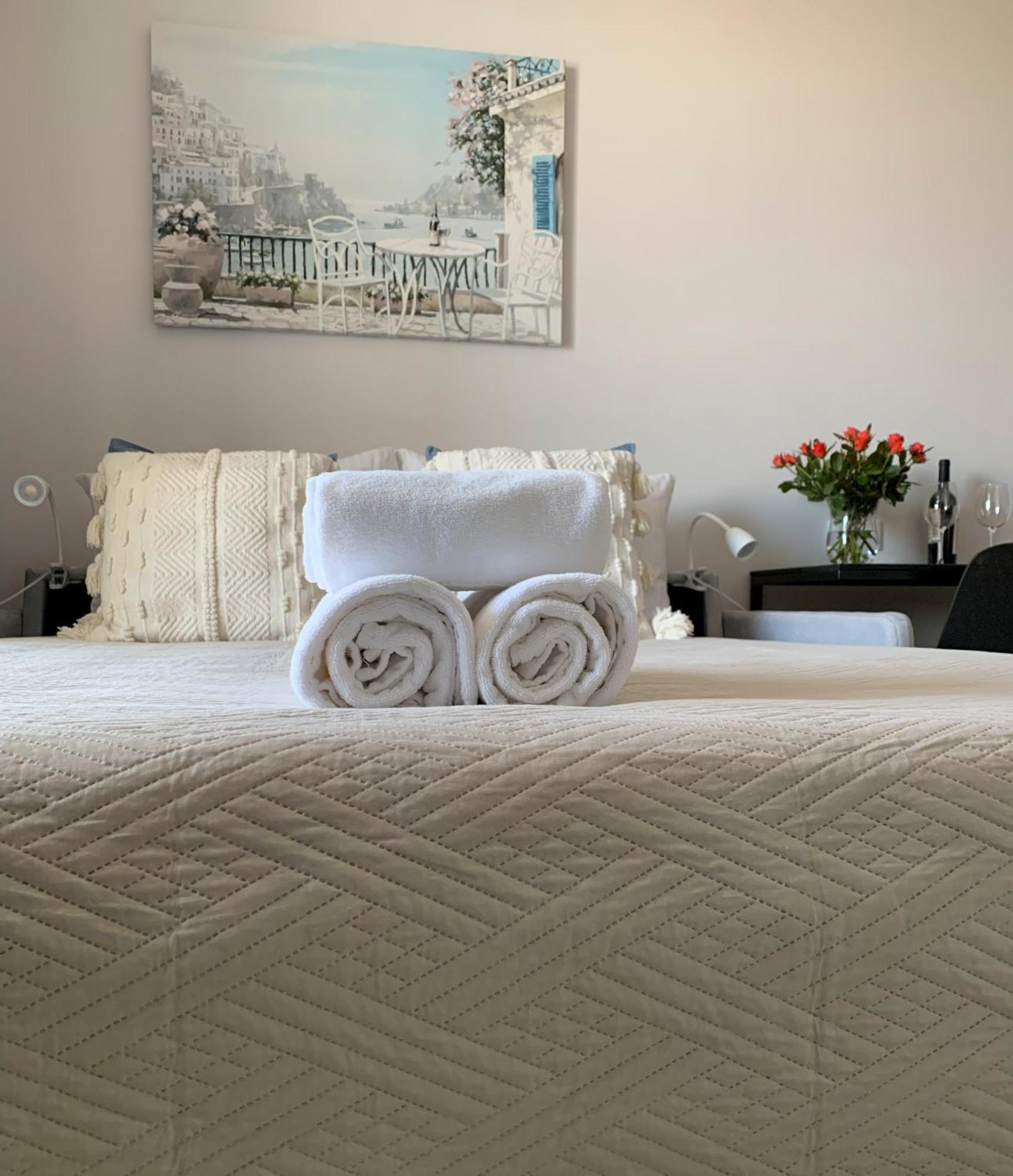 Warsaw Home Suites Exterior foto